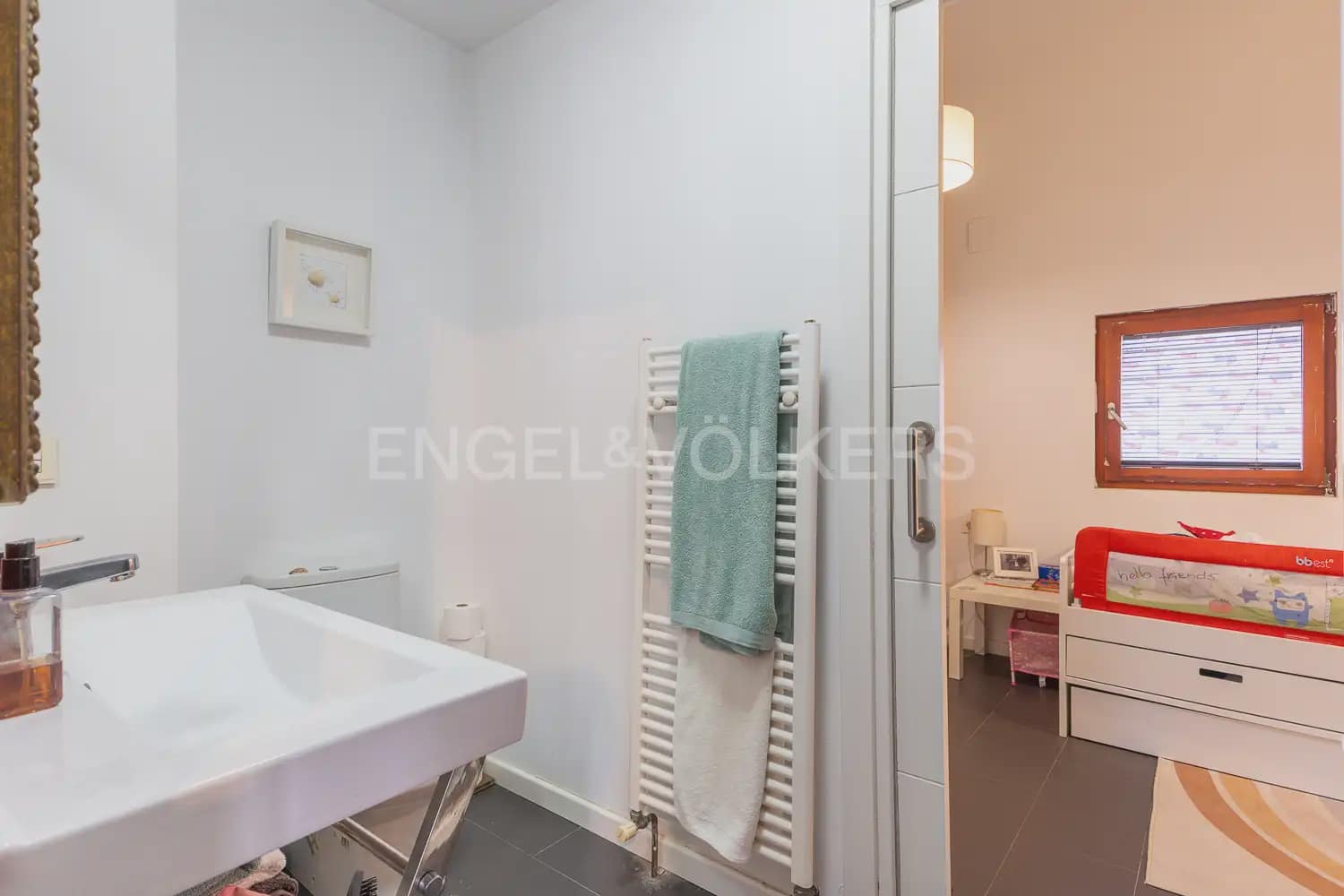 2 makuuhuone Asunto vuokrattavana paikassa Valencia kaupunki - 1 500 € (Ref: 9981539)