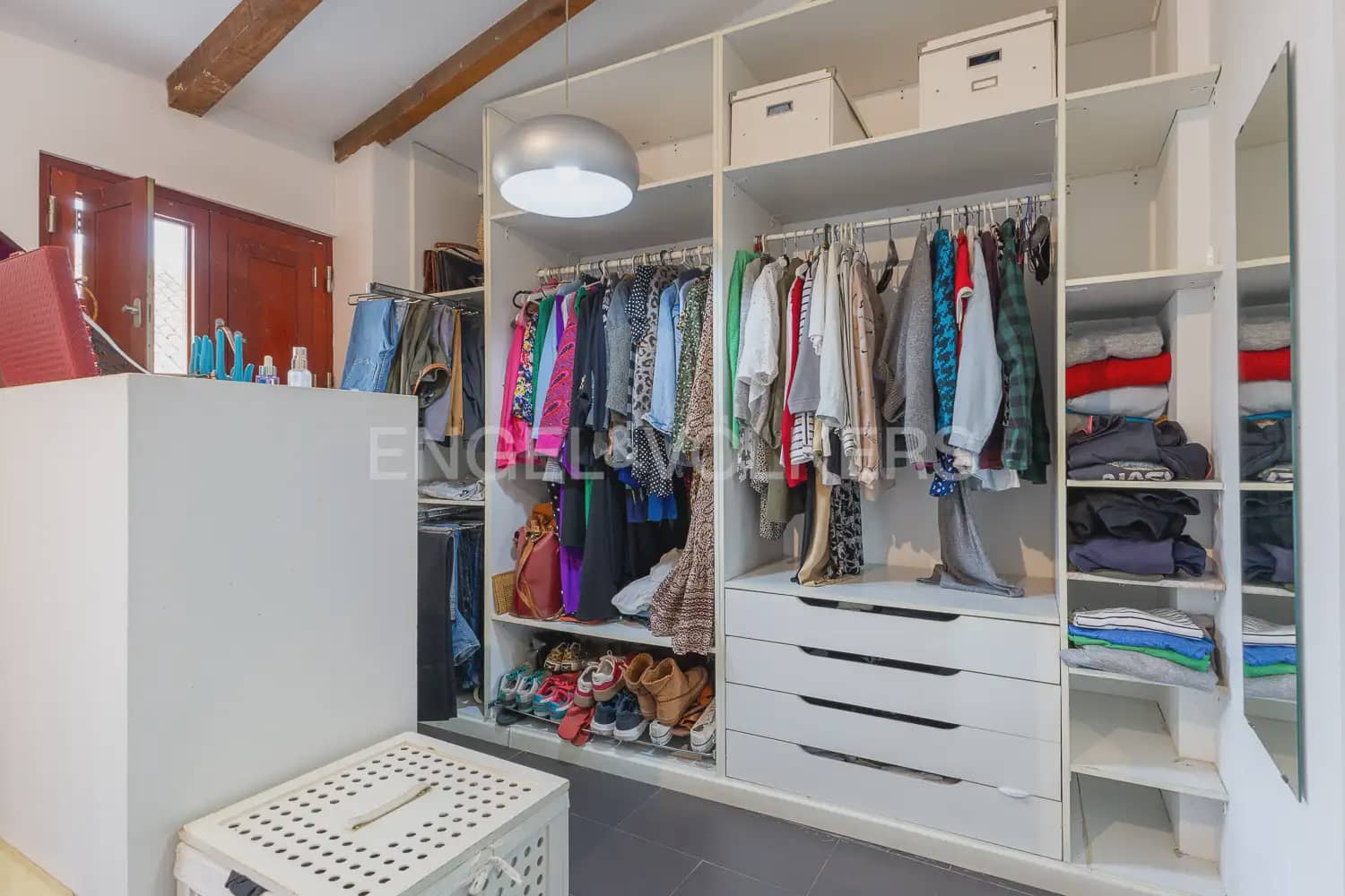 2 makuuhuone Asunto vuokrattavana paikassa Valencia kaupunki - 1 500 € (Ref: 9981539)