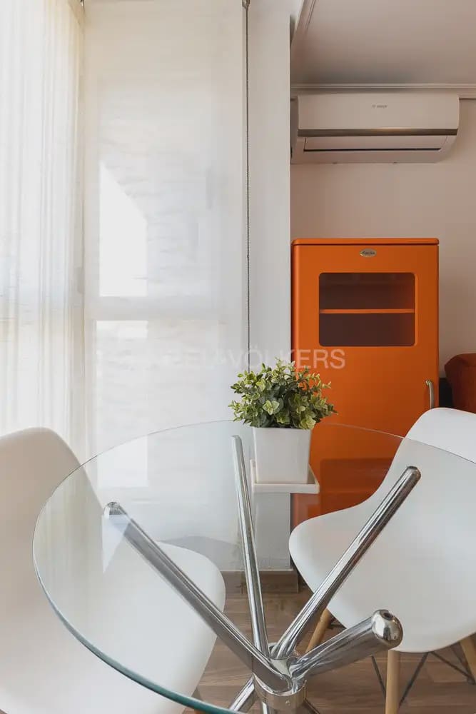 1 soveværelse Lejlighed til leje i Valencia by - € 1.000 (Ref: 9981540)