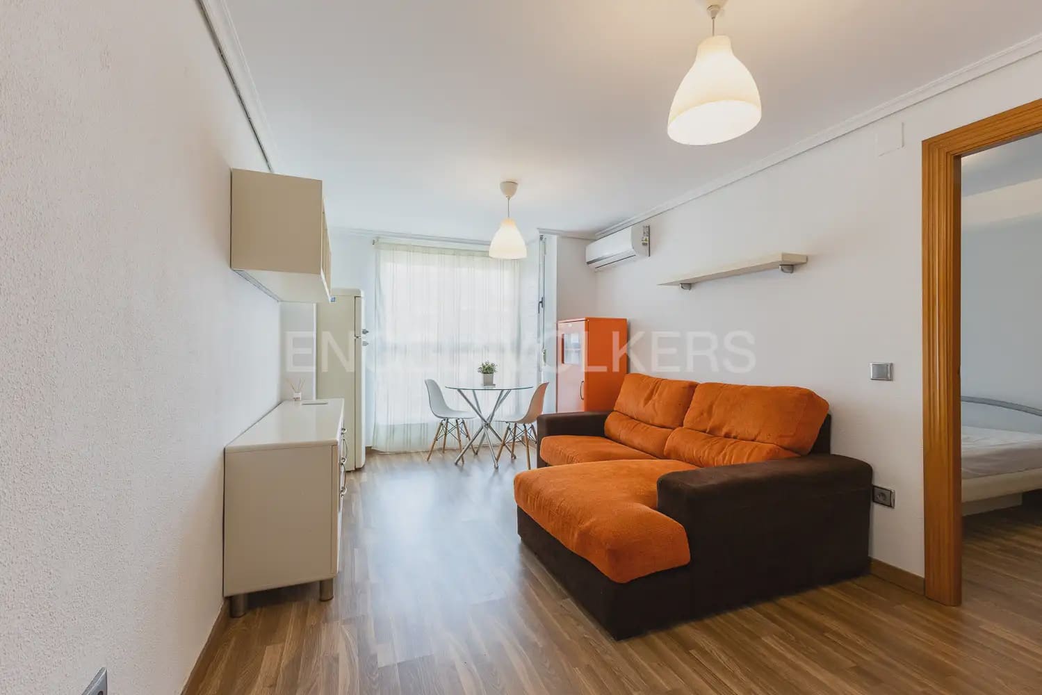 1 soveværelse Lejlighed til leje i Valencia by - € 1.000 (Ref: 9981540)