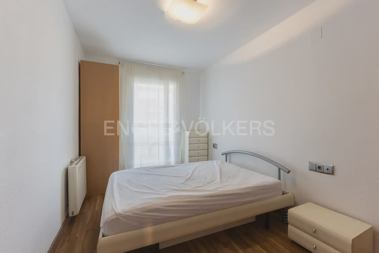 1 soveværelse Lejlighed til leje i Valencia by - € 1.000 (Ref: 9981540)