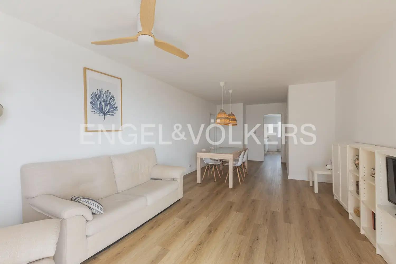 3 sypialnia Mieszkanie do wynajęcia w Miasto Walencja z basenem garażem - 1 400 € (Ref: 9981617)