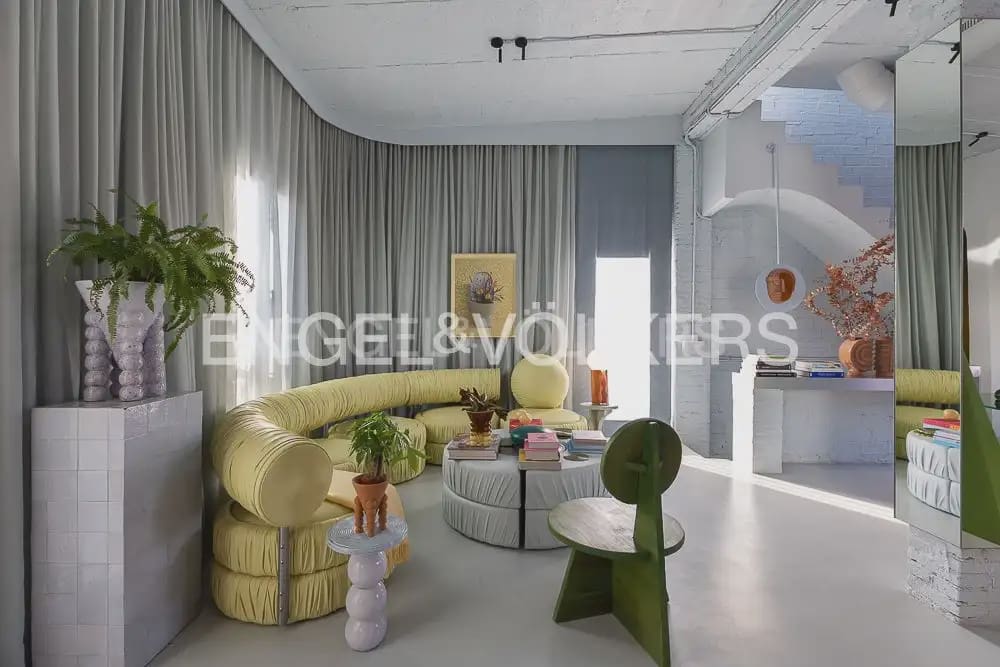 Casa de 5 habitaciones en València ciudad en venta con garaje - 1.300.000 € (Ref: 9981618)