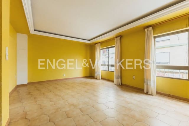 6 slaapkamer Appartement te koop in Oliva Pueblo, Oliva - € 359.000 (Ref: 9983202)