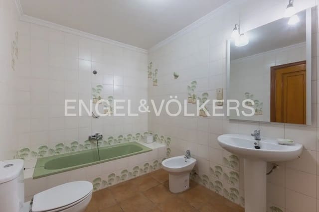6 slaapkamer Appartement te koop in Oliva Pueblo, Oliva - € 359.000 (Ref: 9983202)