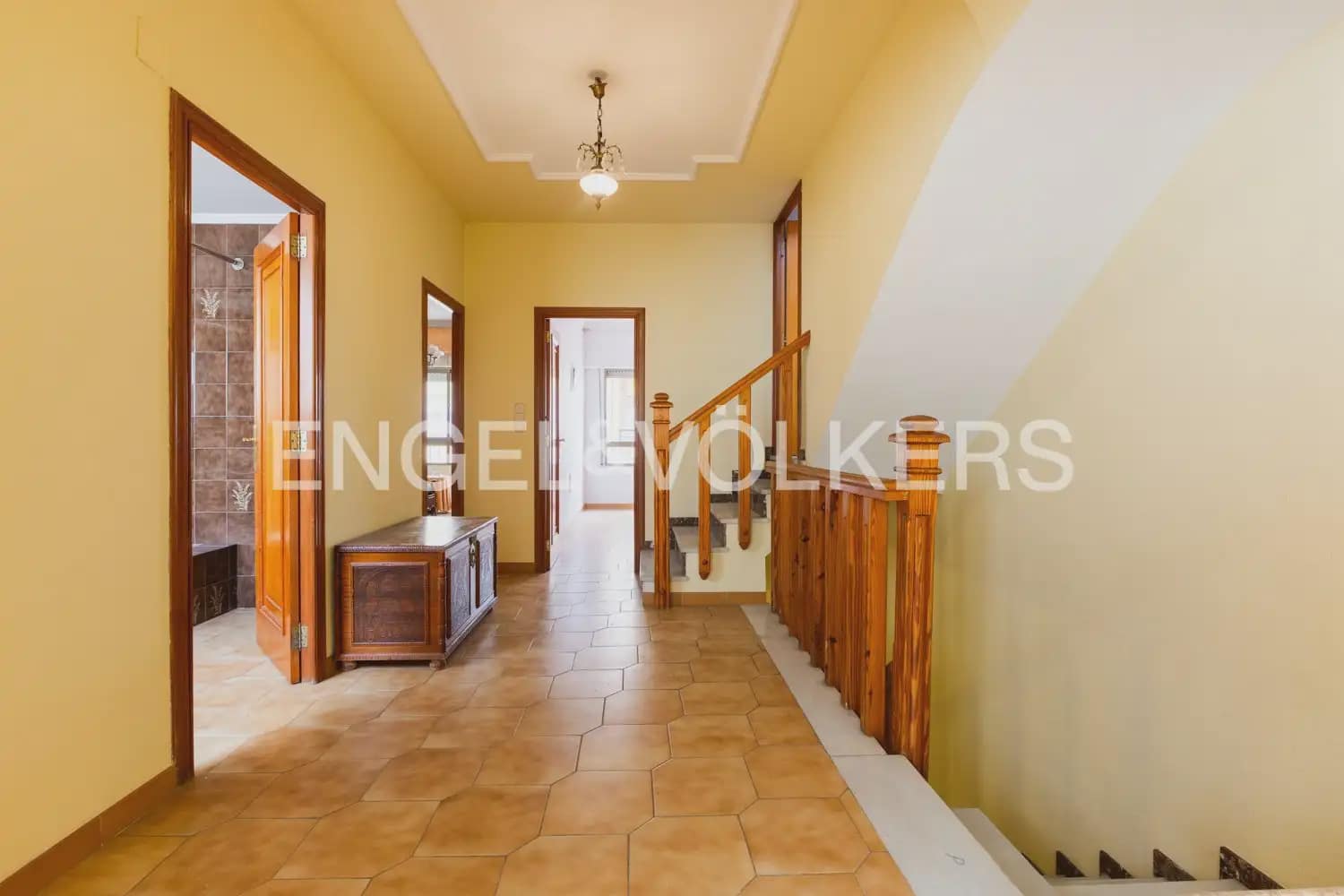 6 sovrum Lägenhet till salu i Oliva - 359 000 € (Ref: 9983202)