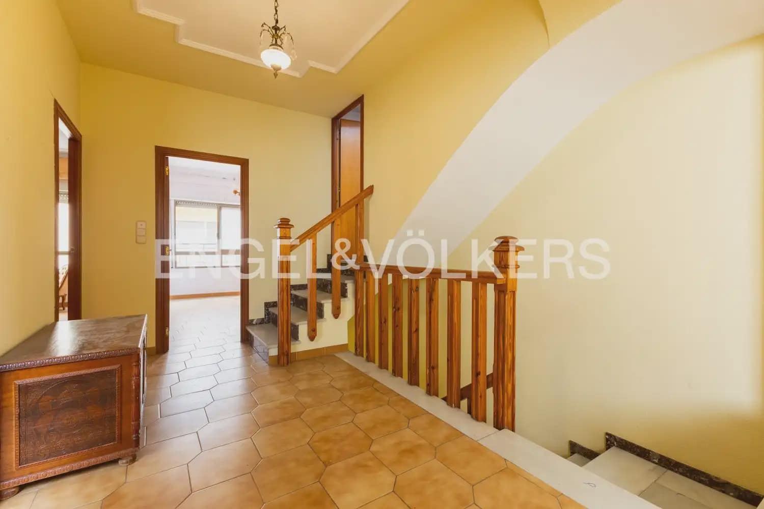 6 sovrum Lägenhet till salu i Oliva - 359 000 € (Ref: 9983202)