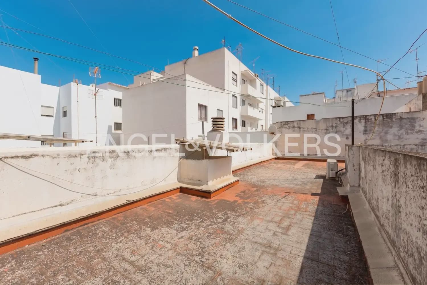 6 sovrum Lägenhet till salu i Oliva - 359 000 € (Ref: 9983202)