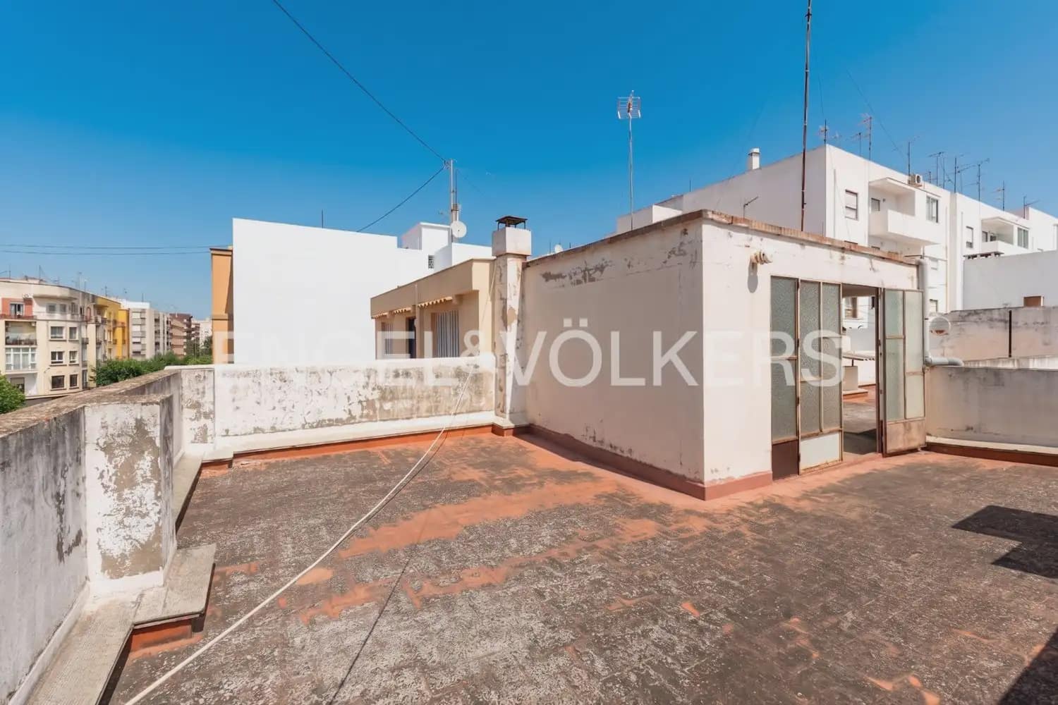 6 sovrum Lägenhet till salu i Oliva - 359 000 € (Ref: 9983202)