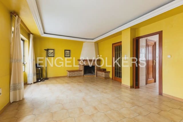 6 slaapkamer Appartement te koop in Oliva Pueblo, Oliva - € 359.000 (Ref: 9983202)
