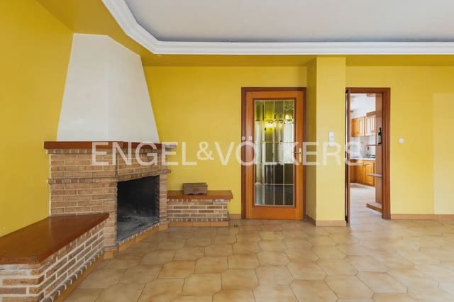 6 slaapkamer Appartement te koop in Oliva Pueblo, Oliva - € 359.000 (Ref: 9983202)