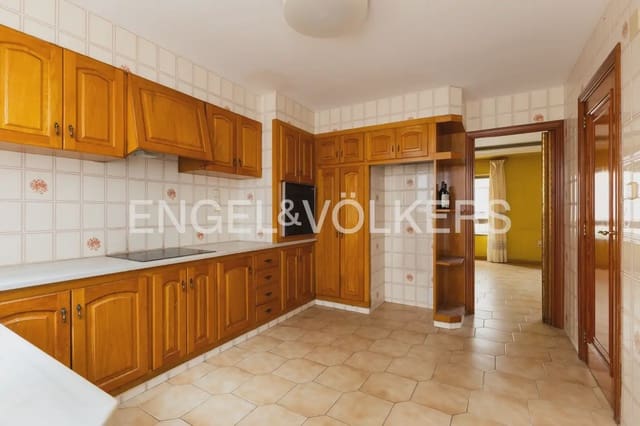 6 slaapkamer Appartement te koop in Oliva Pueblo, Oliva - € 359.000 (Ref: 9983202)