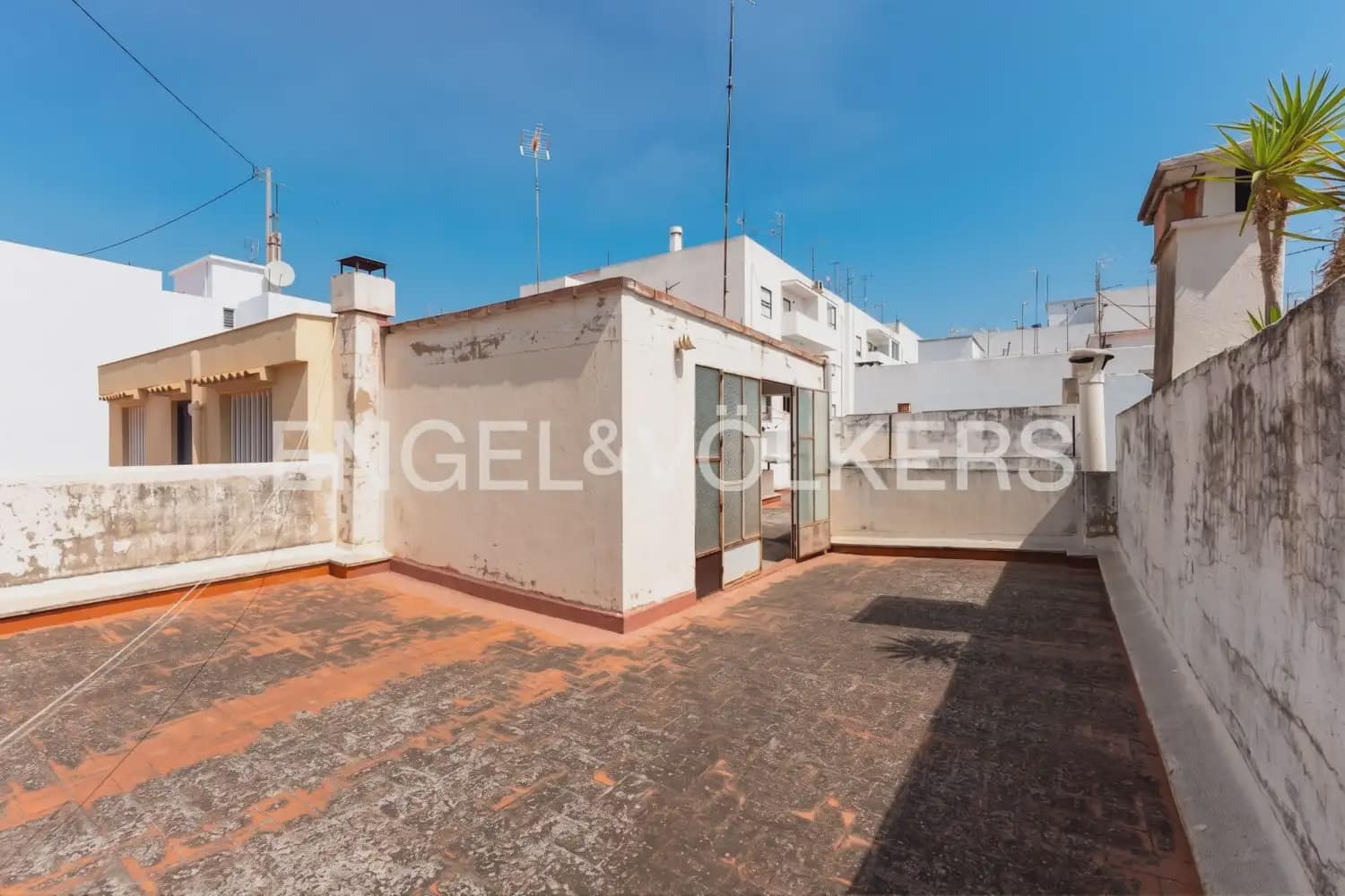 6 sovrum Lägenhet till salu i Oliva - 359 000 € (Ref: 9983202)