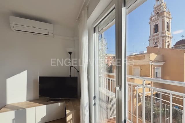 2 slaapkamer Flat te huur in Cabanyal-Canyamelar, Valencia stad - € 1.200 (Ref: 9983272)