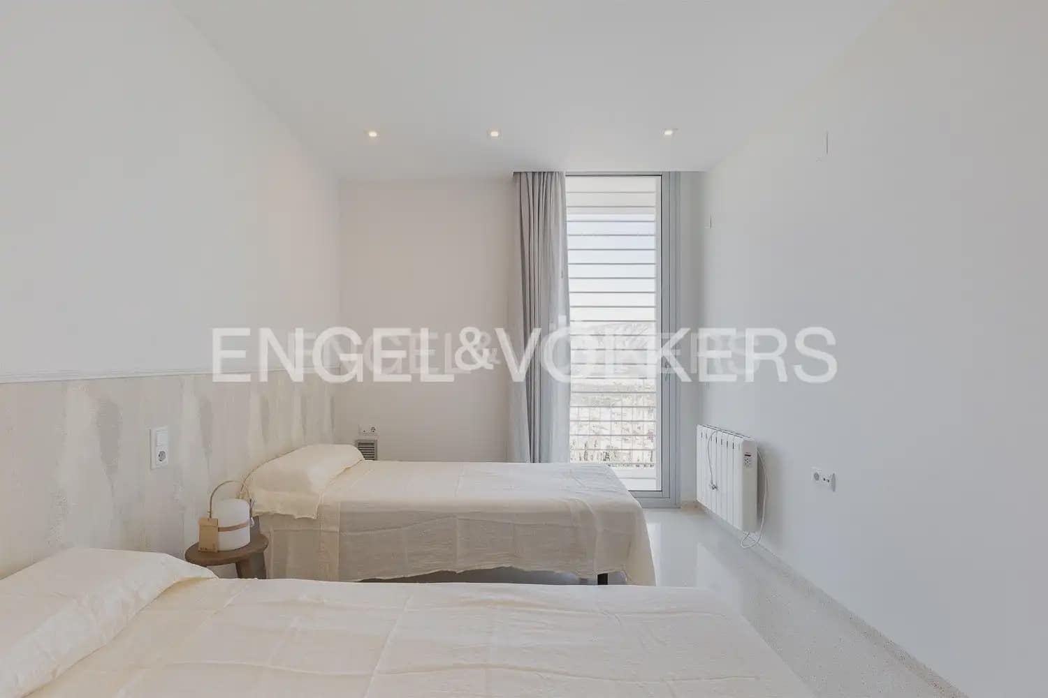 5 sypialnia Willa do wynajęcia w Tavernes de la Valldigna z basenem garażem - 3 500 € (Ref: 9983827)