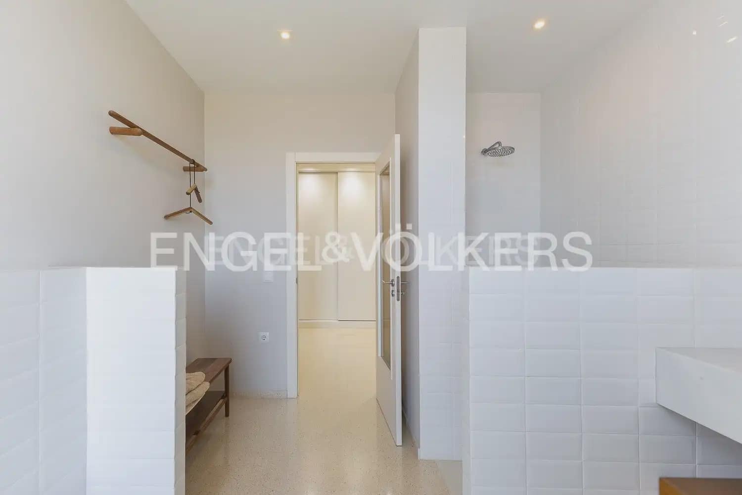 5 sypialnia Willa do wynajęcia w Tavernes de la Valldigna z basenem garażem - 3 500 € (Ref: 9983827)