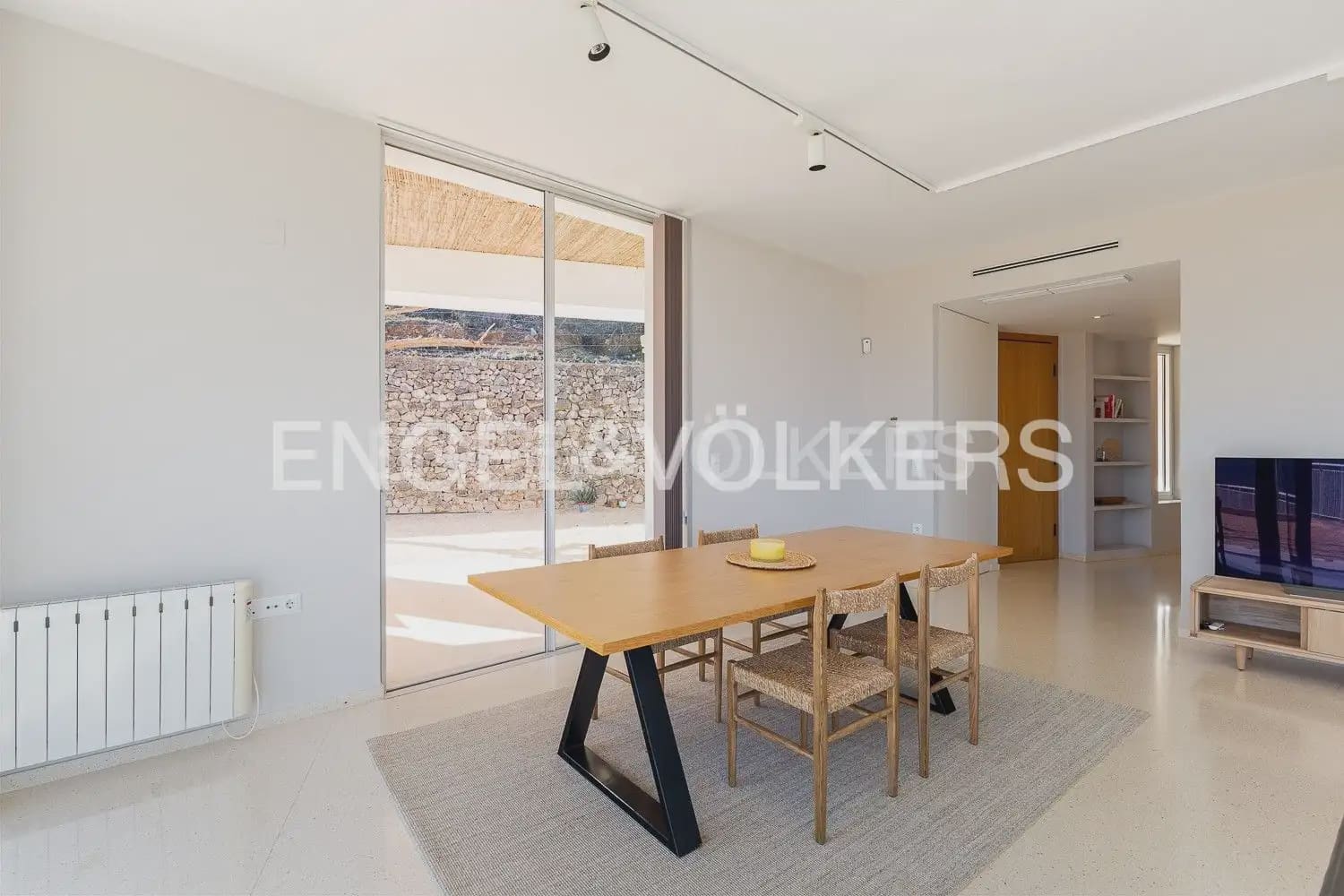 5 sypialnia Willa do wynajęcia w Tavernes de la Valldigna z basenem garażem - 3 500 € (Ref: 9983827)