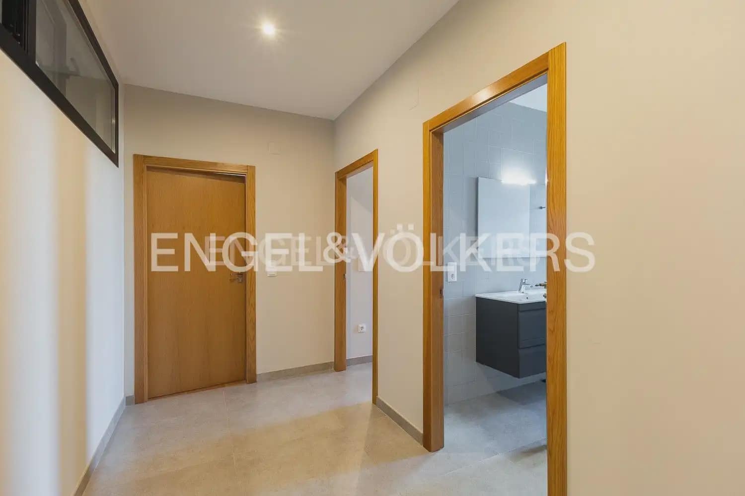 5 sypialnia Willa do wynajęcia w Tavernes de la Valldigna z basenem garażem - 3 500 € (Ref: 9983827)