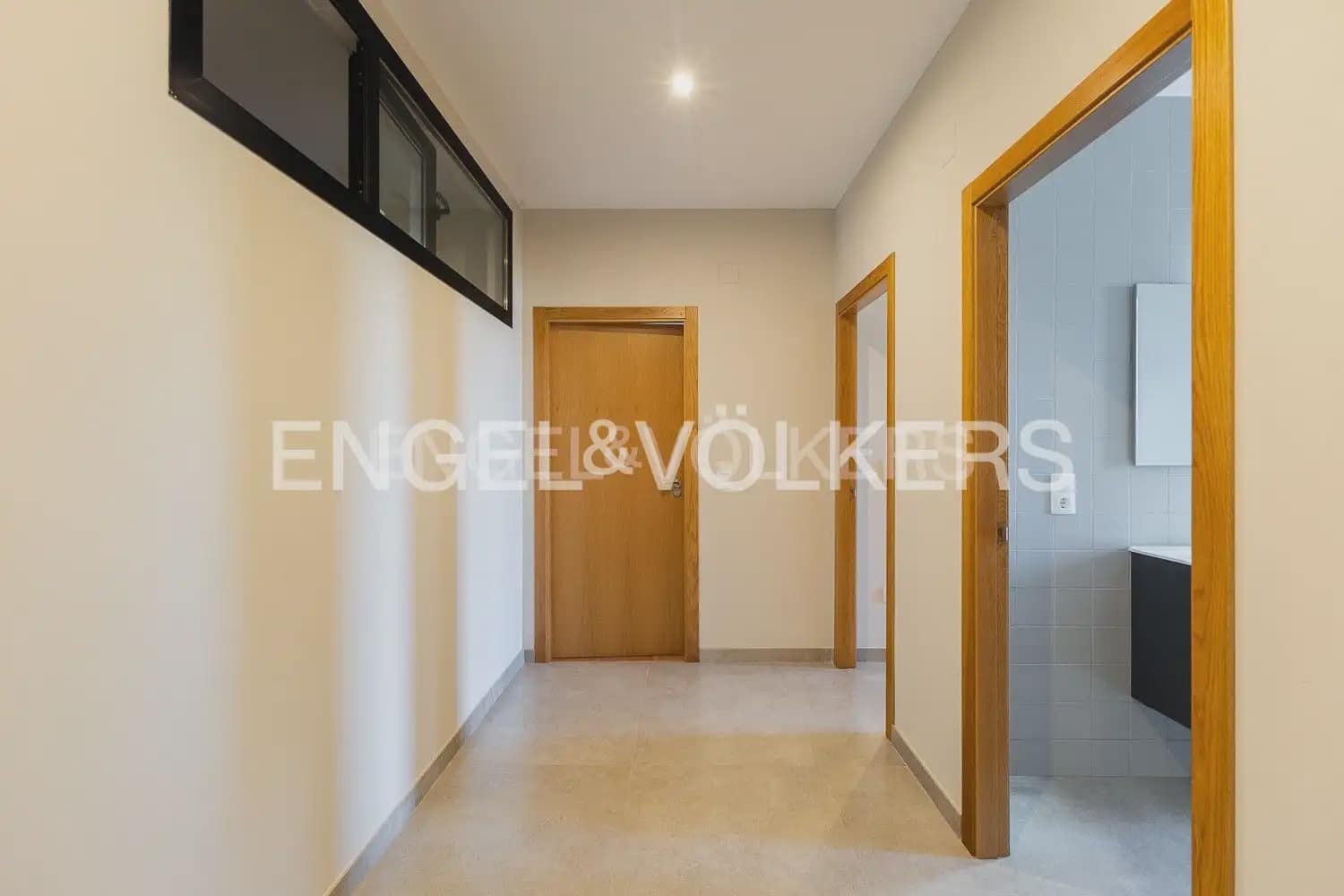 5 sypialnia Willa do wynajęcia w Tavernes de la Valldigna z basenem garażem - 3 500 € (Ref: 9983827)