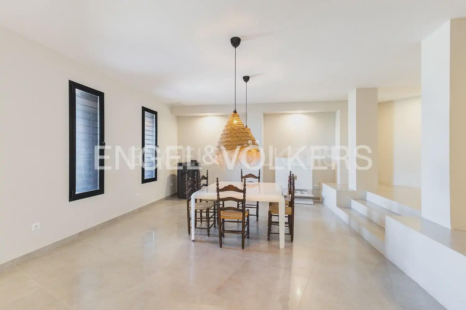 5 sypialnia Willa do wynajęcia w Tavernes de la Valldigna z basenem garażem - 3 500 € (Ref: 9983827)
