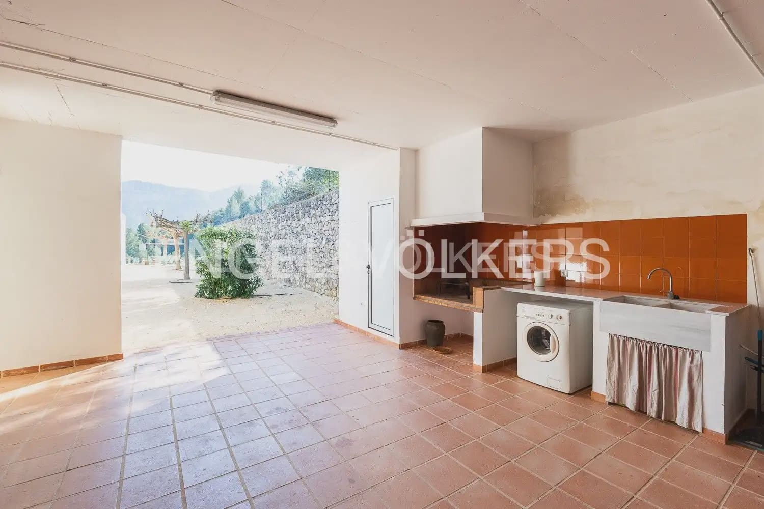 5 sypialnia Willa do wynajęcia w Tavernes de la Valldigna z basenem garażem - 3 500 € (Ref: 9983827)