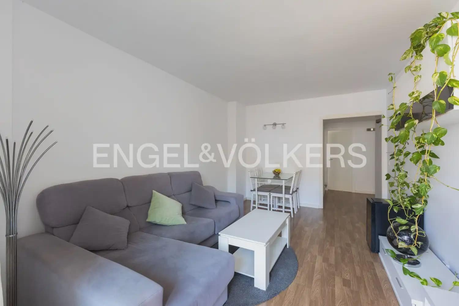 1 quarto Apartamento para arrendar em Valencia cidade - 1 250 € (Ref: 9983960)