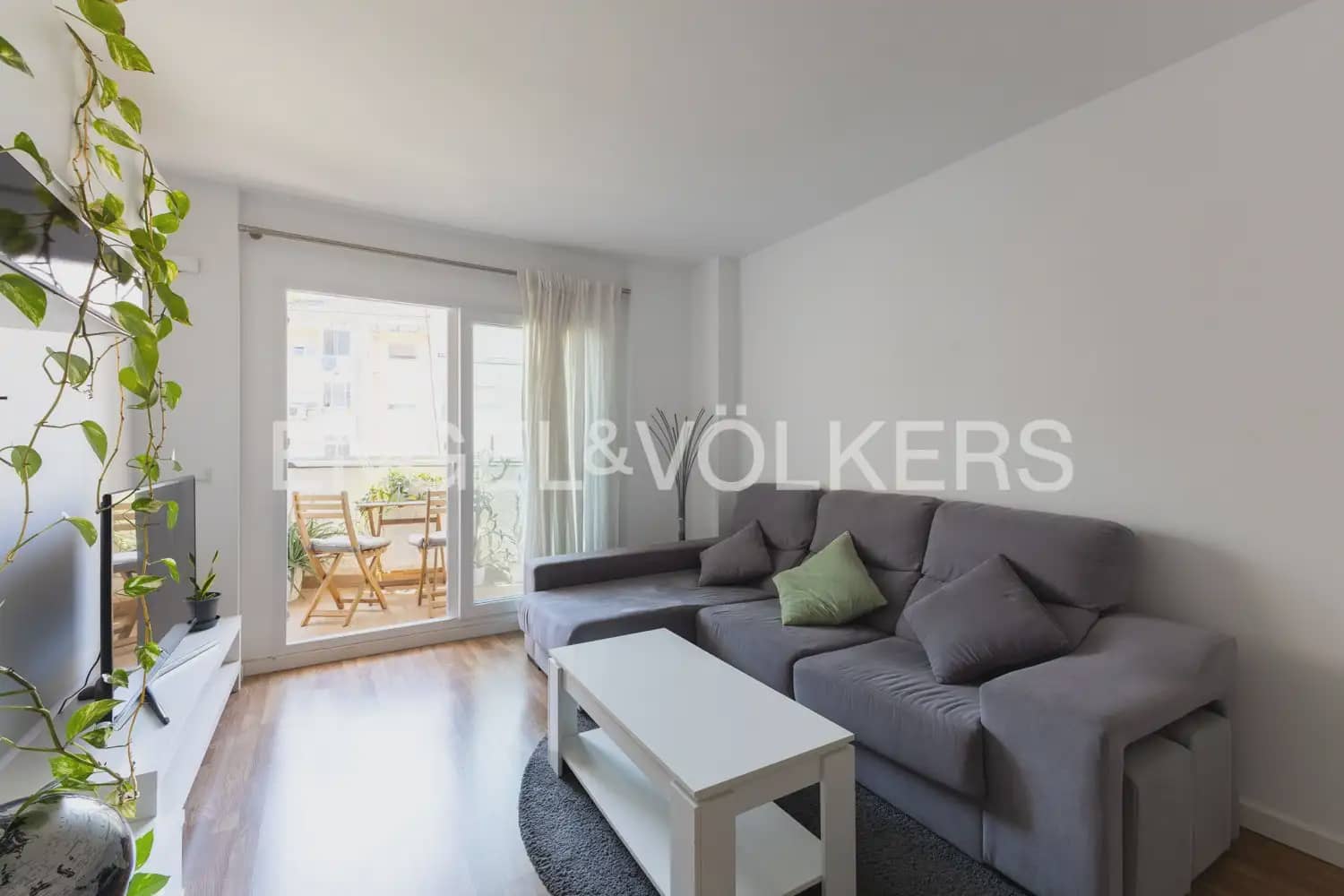 1 quarto Apartamento para arrendar em Valencia cidade - 1 250 € (Ref: 9983960)