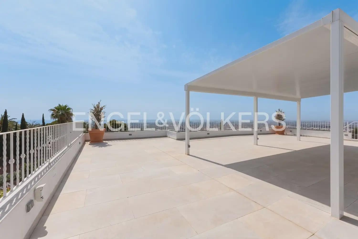 6 soverom Villa til salgs i Sagunto / Sagunt med svømmebasseng garasje - € 3 600 000 (Ref: 9984084)