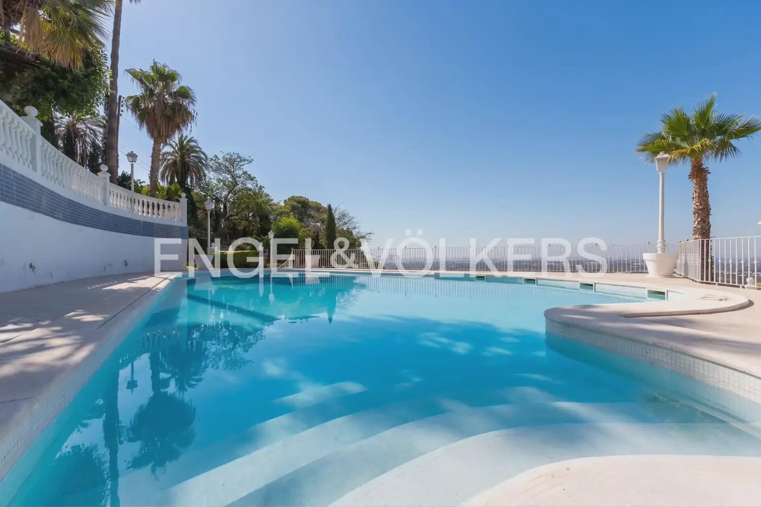 6 soverom Villa til salgs i Sagunto / Sagunt med svømmebasseng garasje - € 3 600 000 (Ref: 9984084)