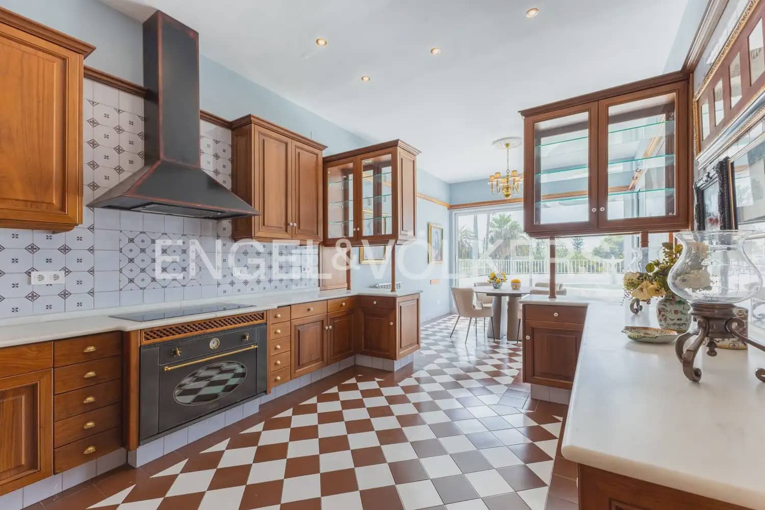 6 soverom Villa til salgs i Sagunto / Sagunt med svømmebasseng garasje - € 3 600 000 (Ref: 9984084)