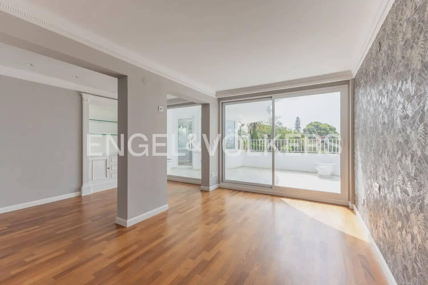 6 soverom Villa til salgs i Sagunto / Sagunt med svømmebasseng garasje - € 3 600 000 (Ref: 9984084)