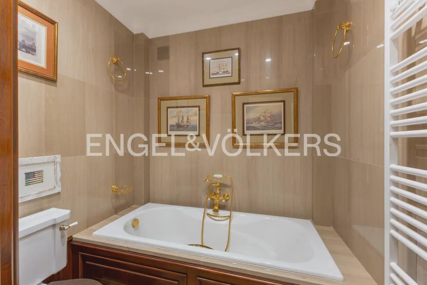 6 soverom Villa til salgs i Sagunto / Sagunt med svømmebasseng garasje - € 3 600 000 (Ref: 9984084)