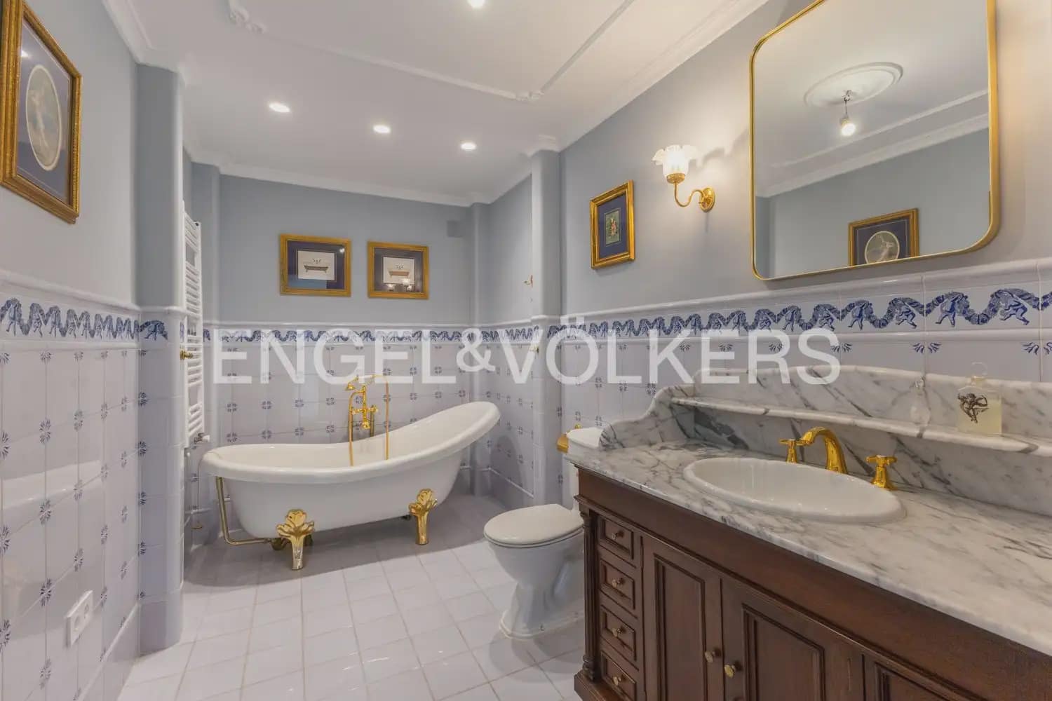 6 soverom Villa til salgs i Sagunto / Sagunt med svømmebasseng garasje - € 3 600 000 (Ref: 9984084)