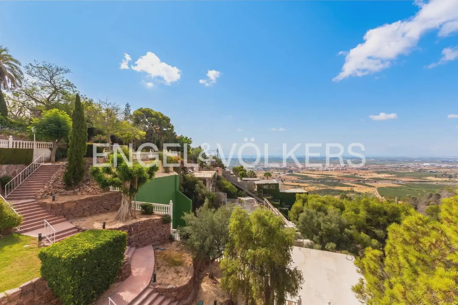 6 soverom Villa til salgs i Sagunto / Sagunt med svømmebasseng garasje - € 3 600 000 (Ref: 9984084)