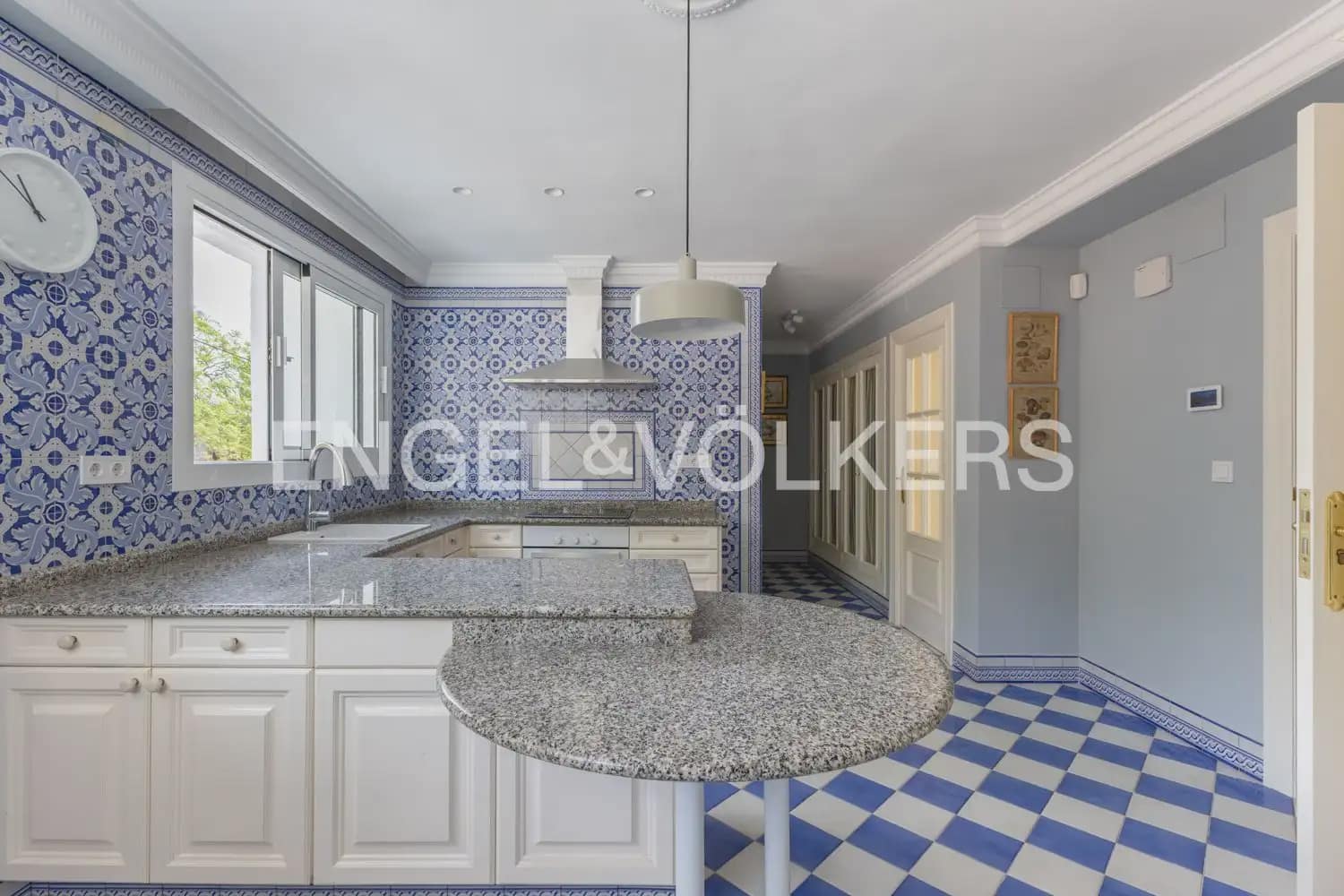 6 soverom Villa til salgs i Sagunto / Sagunt med svømmebasseng garasje - € 3 600 000 (Ref: 9984084)