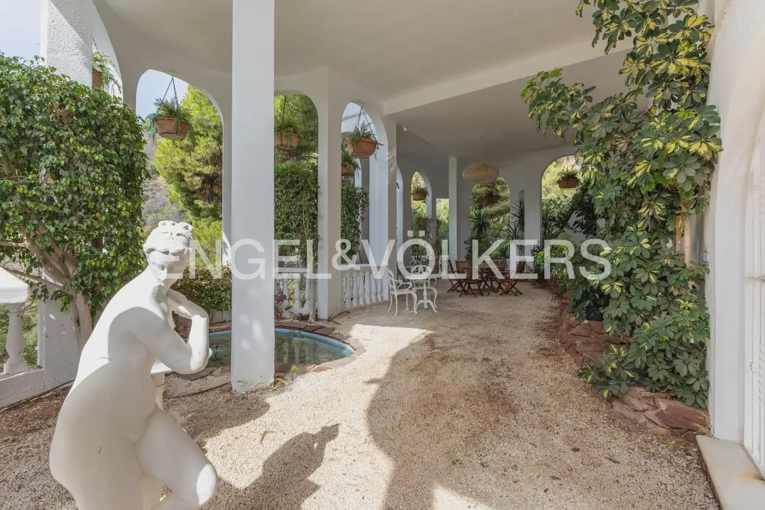 6 soverom Villa til salgs i Sagunto / Sagunt med svømmebasseng garasje - € 3 600 000 (Ref: 9984084)