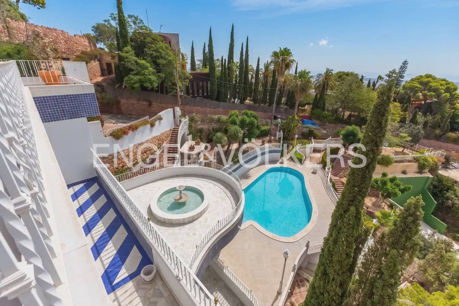 6 soverom Villa til salgs i Sagunto / Sagunt med svømmebasseng garasje - € 3 600 000 (Ref: 9984084)