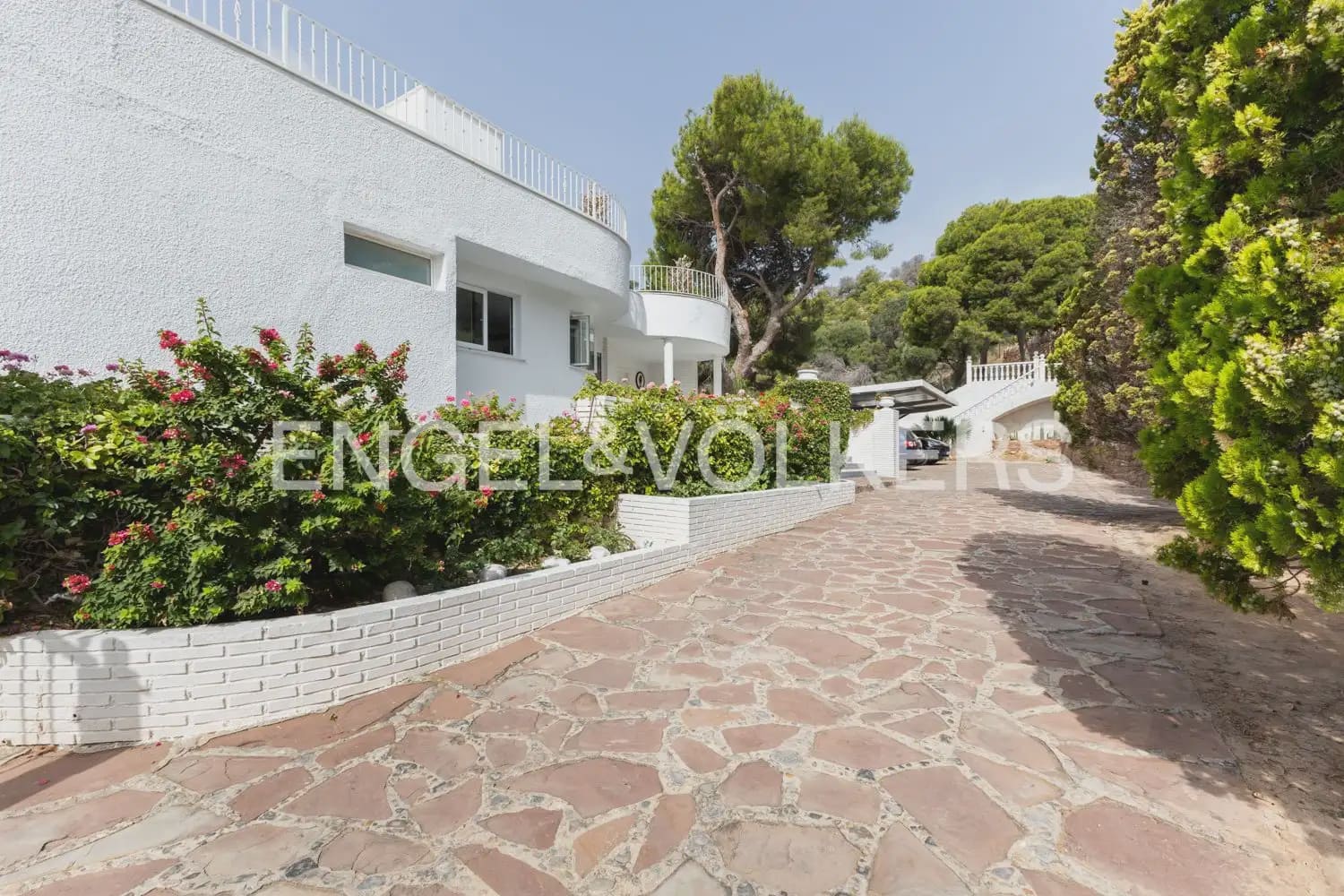 6 soverom Villa til salgs i Sagunto / Sagunt med svømmebasseng garasje - € 3 600 000 (Ref: 9984084)