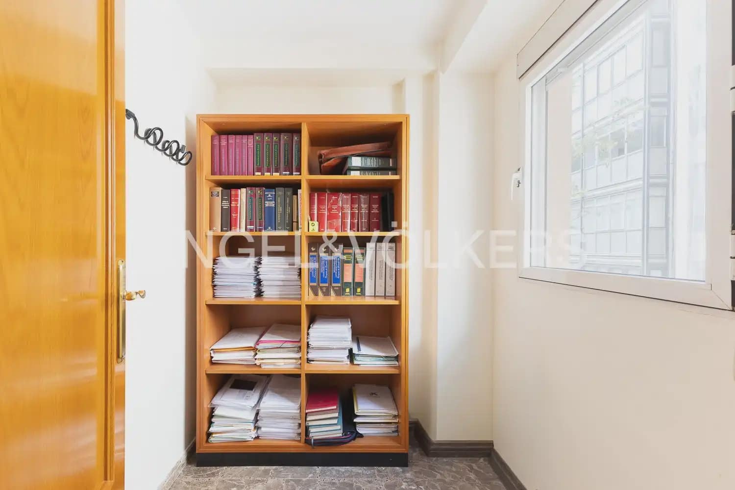 Appartement de 2 chambres à louer à Valence ville - 2 200 € (Ref: 9984085)
