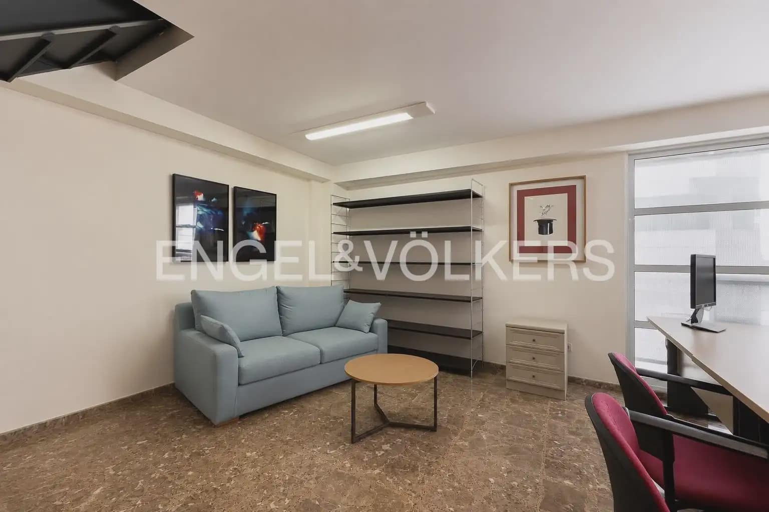 Appartement de 2 chambres à louer à Valence ville - 2 200 € (Ref: 9984085)