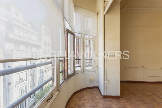 4 bedroom Flat for sale in El Pla del Remei, Valencia city - € 750,000 (Ref: 9985568)