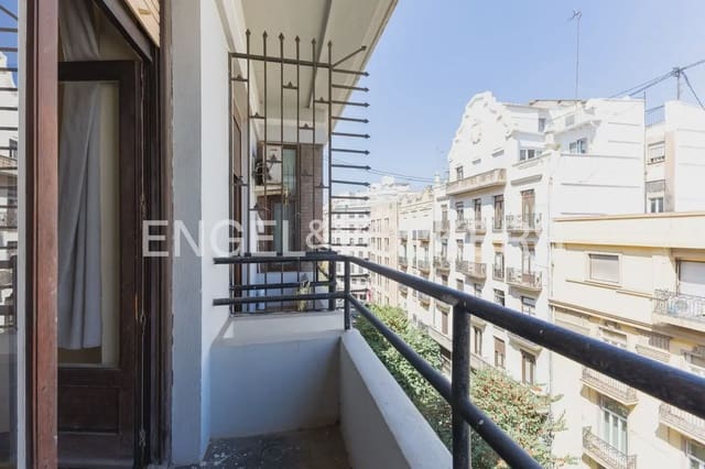 4 bedroom Flat for sale in El Pla del Remei, Valencia city - € 750,000 (Ref: 9985568)