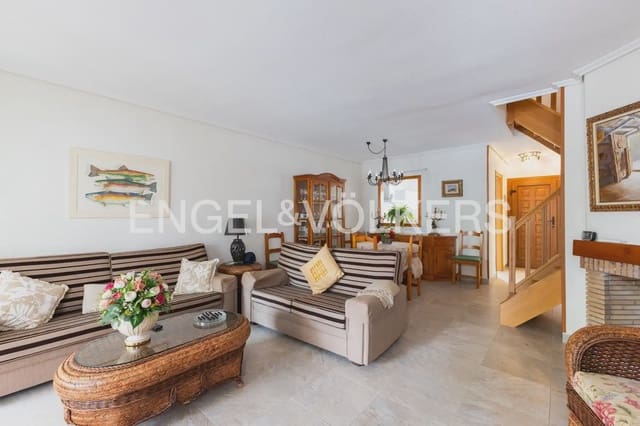 3 Zimmer Reihenhaus zu verkaufen in Alcossebre, Alcalá de Xivert mit Pool Garage - 325.000 € (Ref: 9985569)