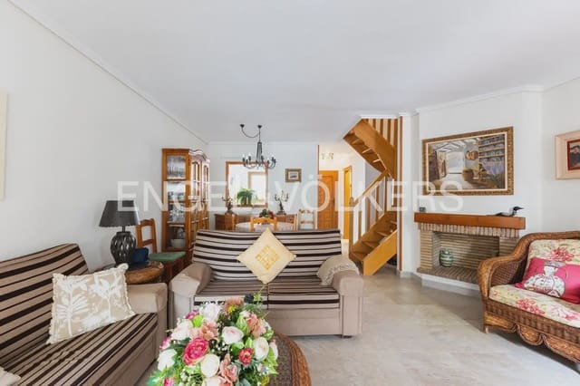 3 Zimmer Reihenhaus zu verkaufen in Alcossebre, Alcalá de Xivert mit Pool Garage - 325.000 € (Ref: 9985569)