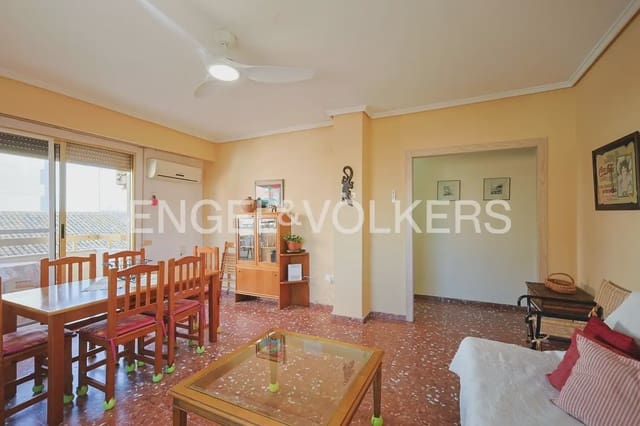 Appartement de 4 chambres à louer à Pinedo, Valence ville - 1 300 € (Ref: 9986069)