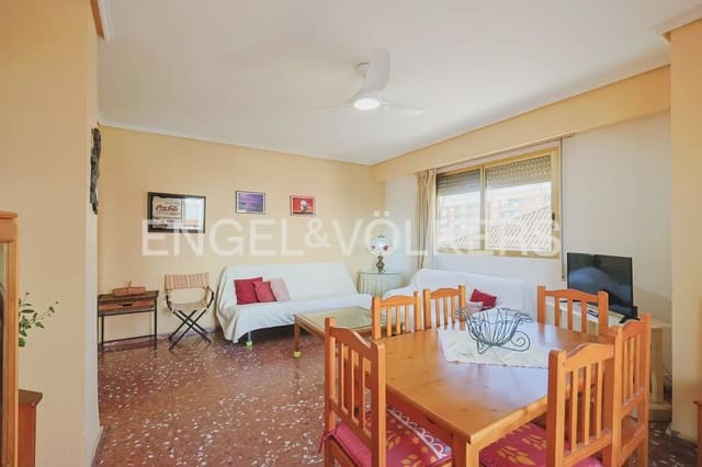 Appartement de 4 chambres à louer à Pinedo, Valence ville - 1 300 € (Ref: 9986069)
