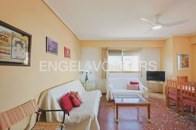 Appartement de 4 chambres à louer à Pinedo, Valence ville - 1 300 € (Ref: 9986069)