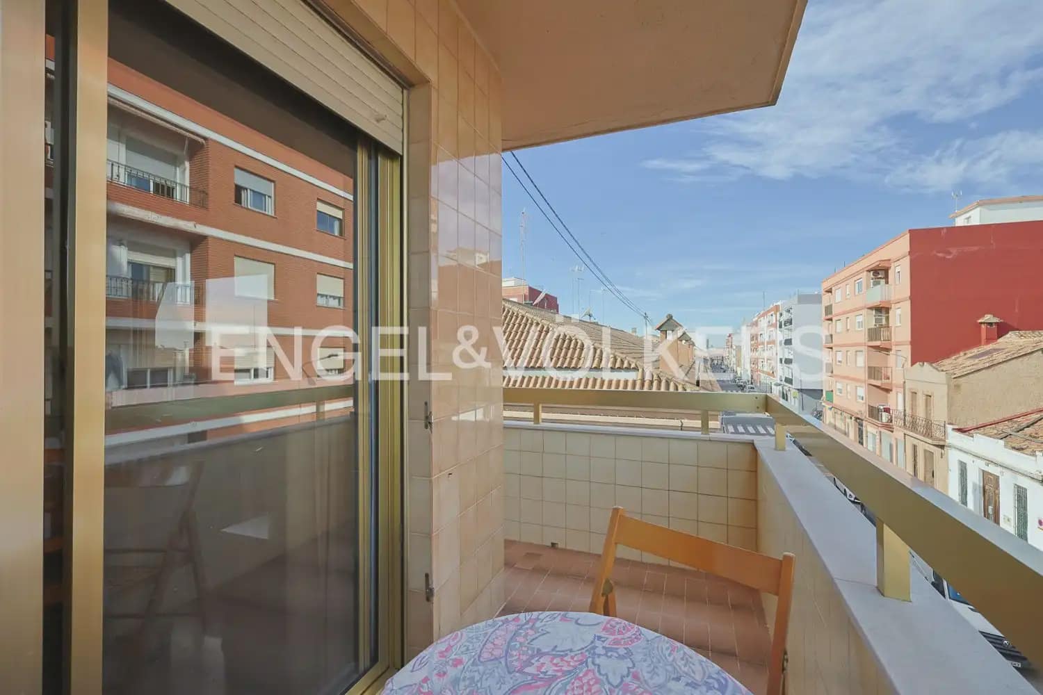 4 Zimmer Wohnung zu vermieten in Valencia Stadt - 1.300 € (Ref: 9986069)