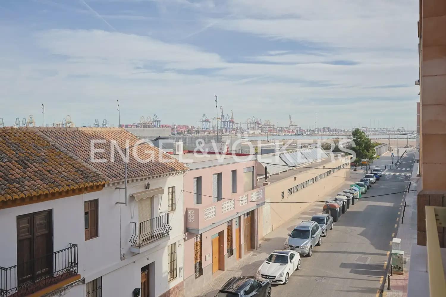4 Zimmer Wohnung zu vermieten in Valencia Stadt - 1.300 € (Ref: 9986069)