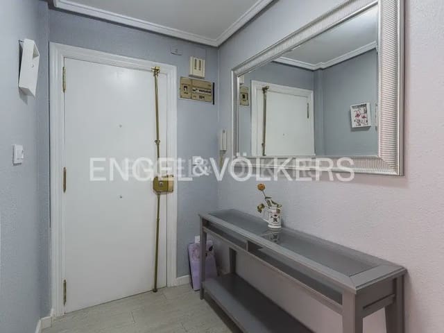 4 Zimmer Wohnung zu vermieten in Llíria - 1.100 € (Ref: 9986168)